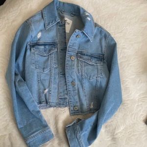 hollister light wash cropped jean jacket